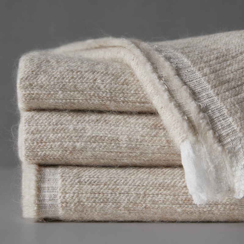 Natural Silk Light Luxury Cashmere & Wool Throw Blanket